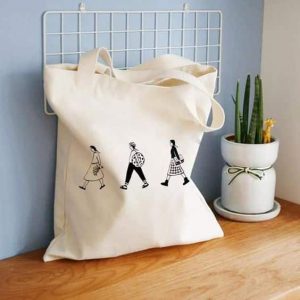 white-color-printed-tote-bags